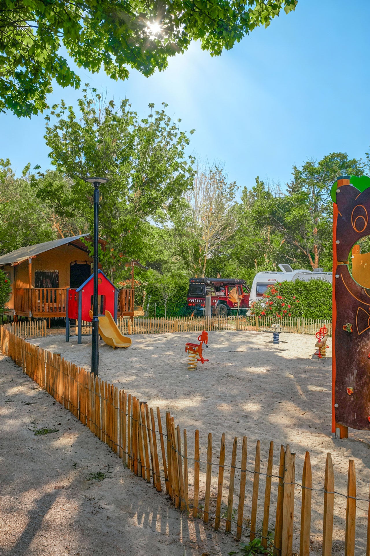 Camping Vale de Cesse airedejeux