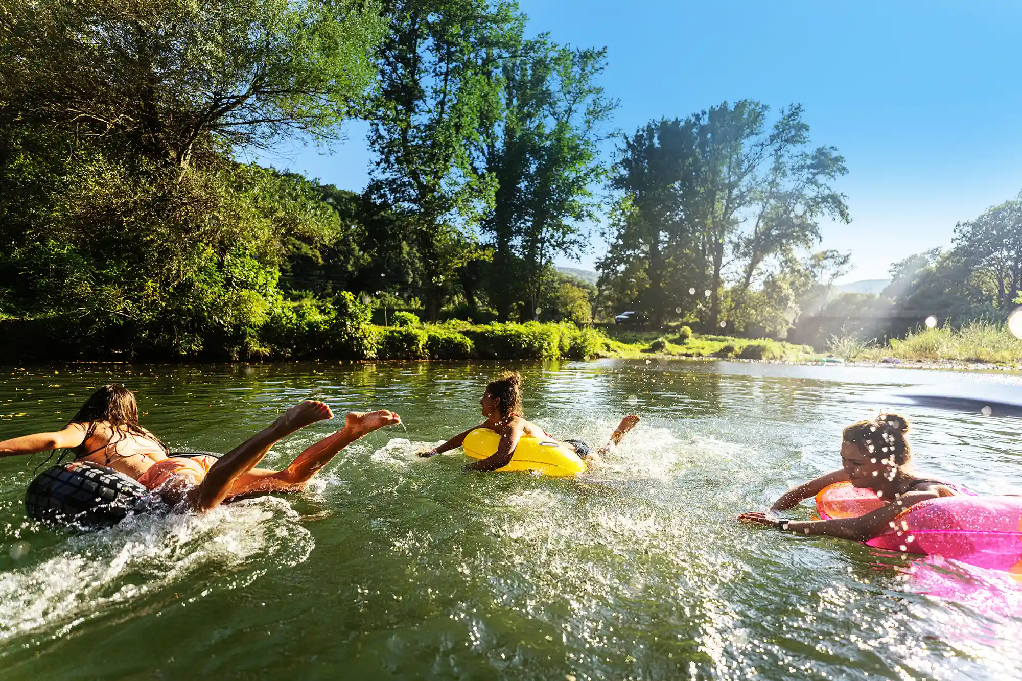 Le Val de Cesse Camping proche de Carcassonne dans l’Aude